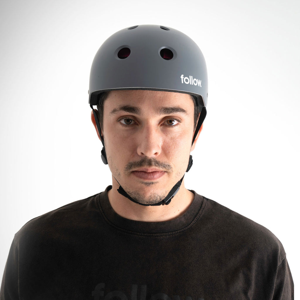 Follow - Pro Helmet - 2022