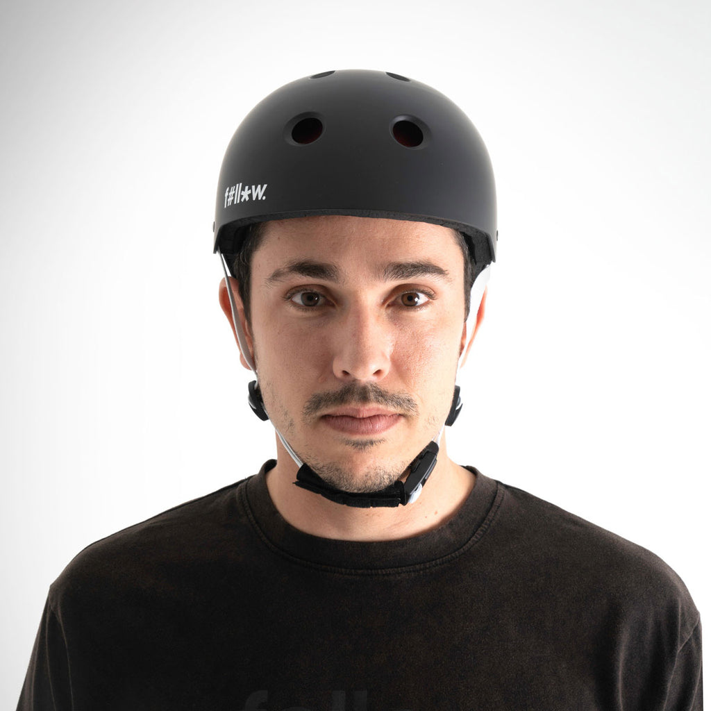 Follow - Pro Helmet - 2022